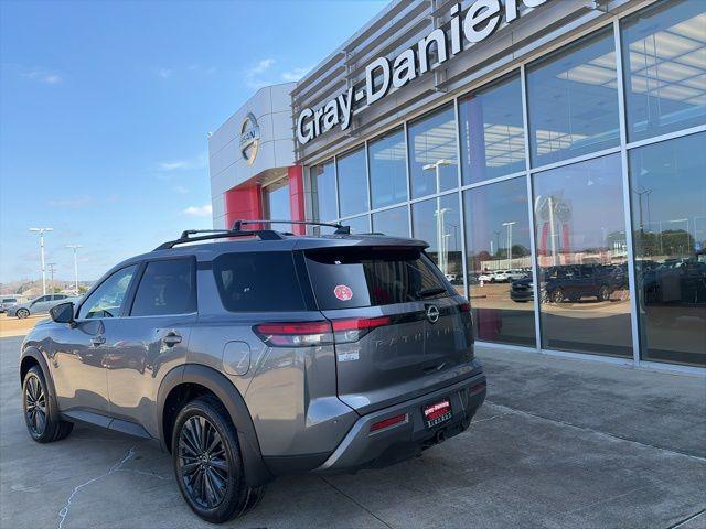 new 2026 Nissan Pathfinder car, priced at $43,703