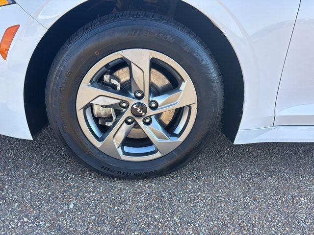 used 2023 Kia K5 car, priced at $13,300