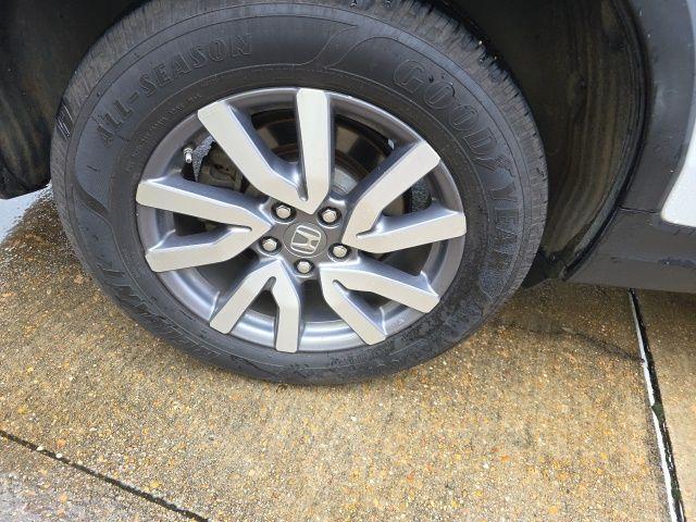 used 2021 Honda Pilot car, priced at $22,000