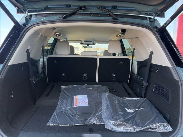 new 2026 Nissan Pathfinder car, priced at $40,925