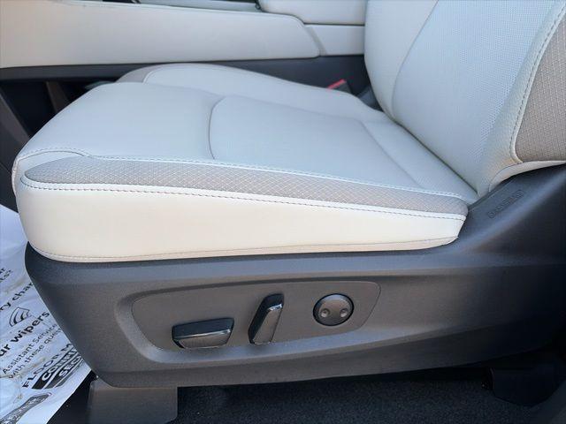 new 2026 Nissan Pathfinder car, priced at $40,925