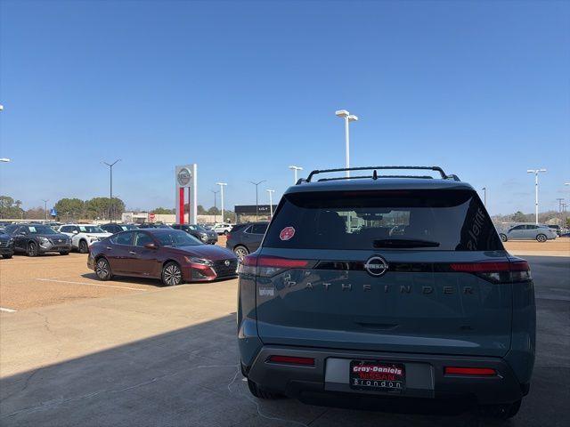 new 2026 Nissan Pathfinder car, priced at $40,925