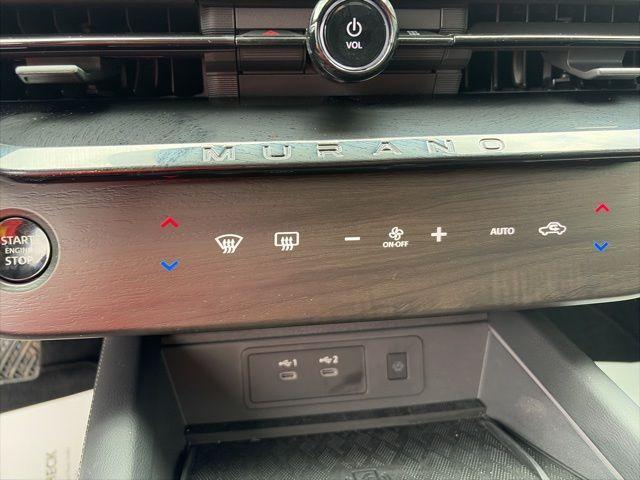used 2025 Nissan Murano car, priced at $35,900