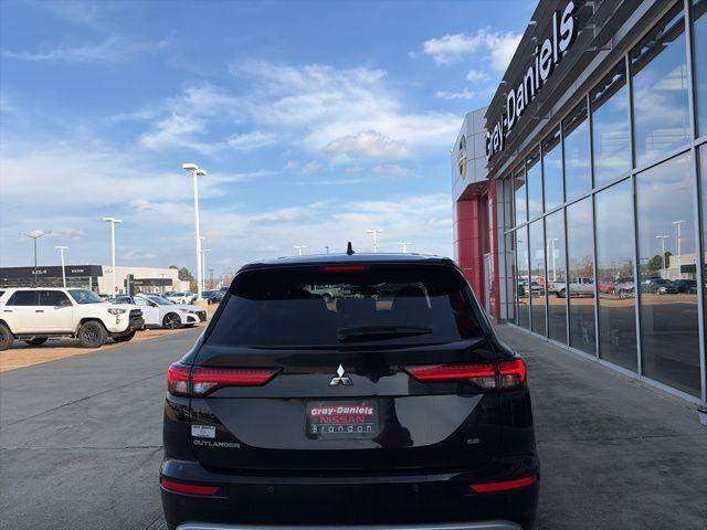 used 2024 Mitsubishi Outlander car, priced at $21,500
