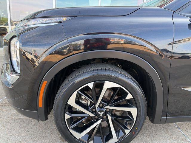 used 2024 Mitsubishi Outlander car, priced at $21,500