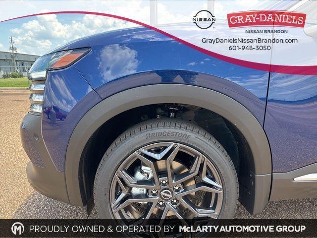 new 2025 Nissan Kicks car, priced at $26,500