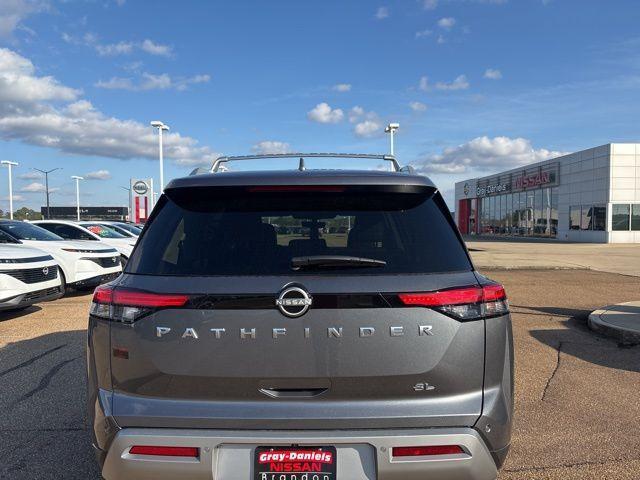new 2025 Nissan Pathfinder car, priced at $36,418