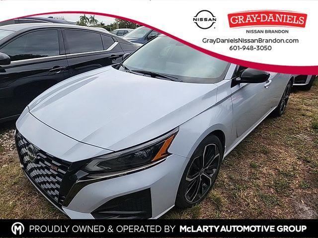 used 2023 Nissan Altima car, priced at $22,800