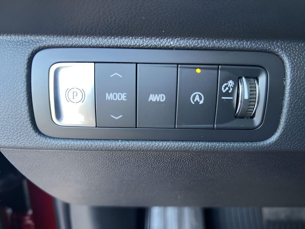 new 2026 Chevrolet Traverse car, priced at $46,840