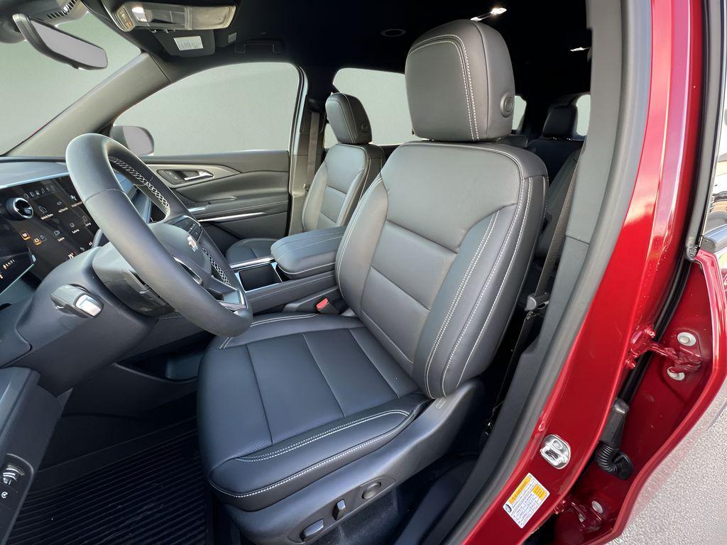 new 2026 Chevrolet Traverse car, priced at $46,840