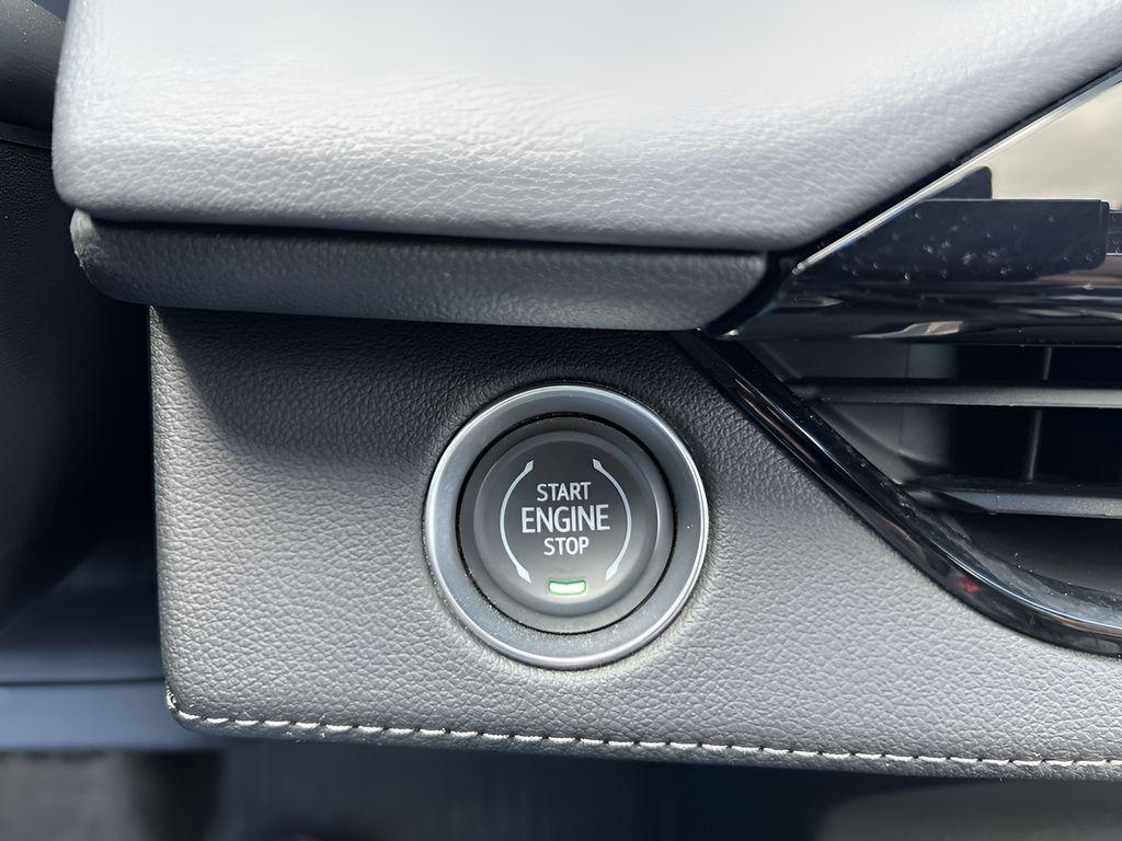 used 2025 Buick Enclave car, priced at $54,995