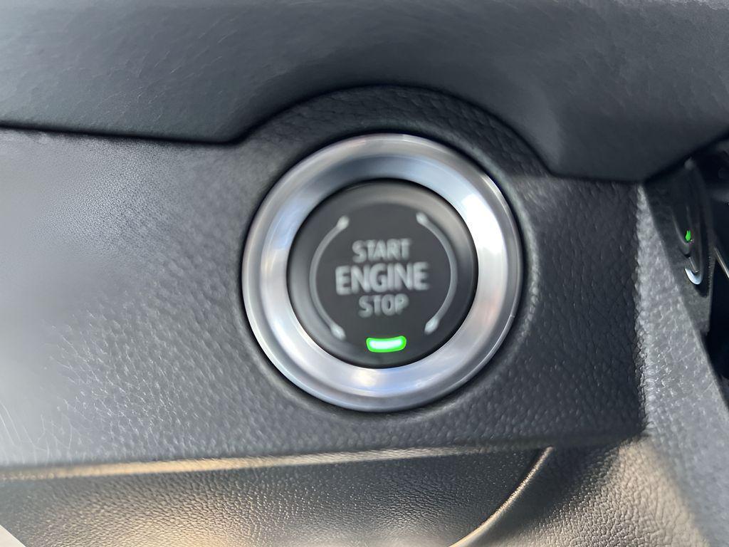 used 2024 Chevrolet Traverse car, priced at $50,995