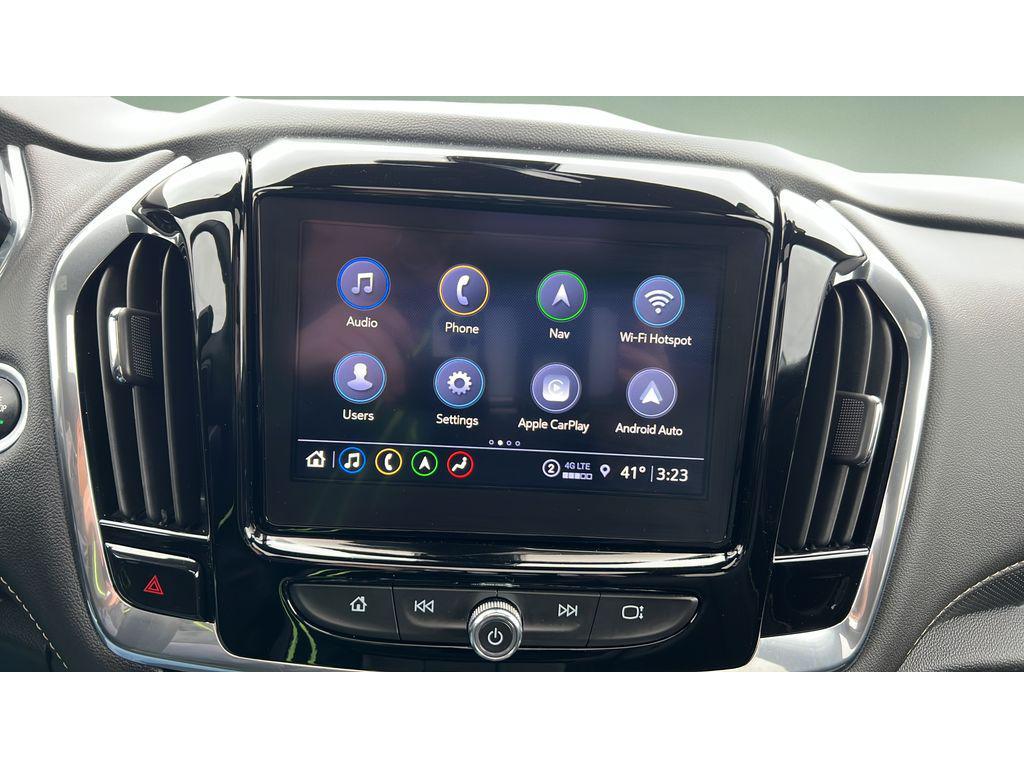 used 2023 Chevrolet Traverse car, priced at $36,995