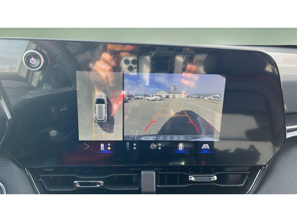 new 2026 Chevrolet Equinox car, priced at $40,560