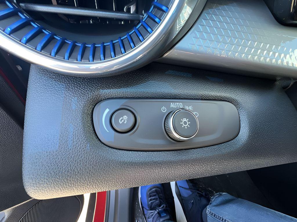 new 2026 Chevrolet Trax car, priced at $25,885