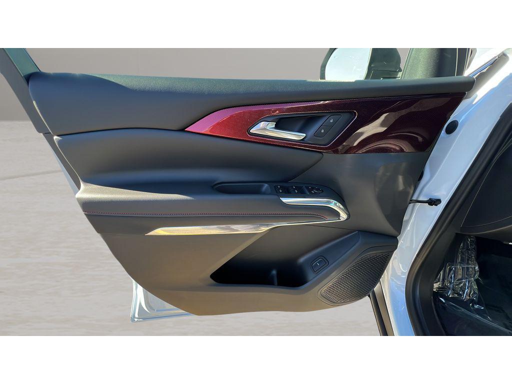 new 2026 Chevrolet Traverse car, priced at $53,814