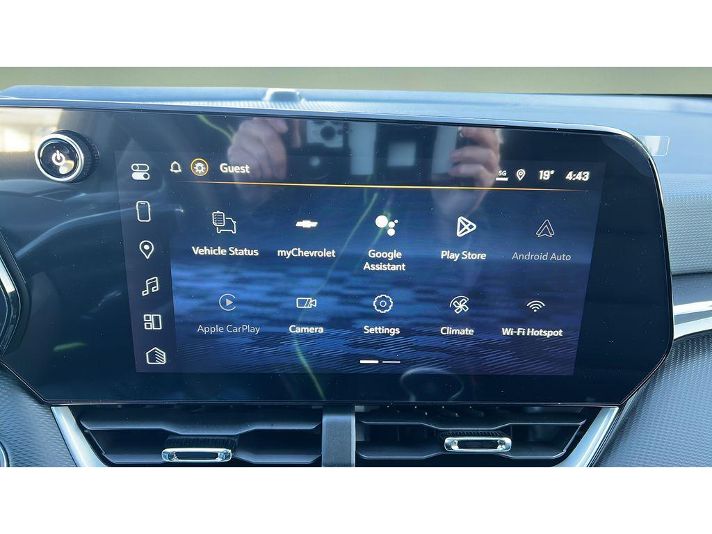 new 2026 Chevrolet Equinox car, priced at $34,095