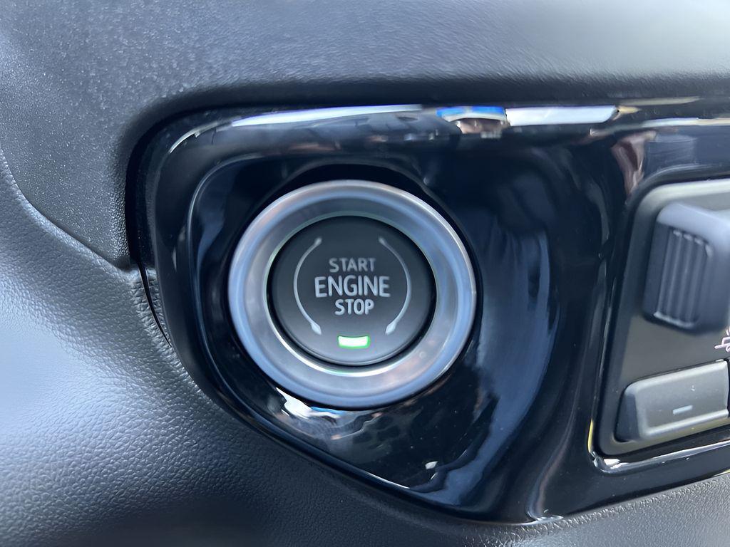 used 2024 Chevrolet Silverado 1500 car, priced at $61,995