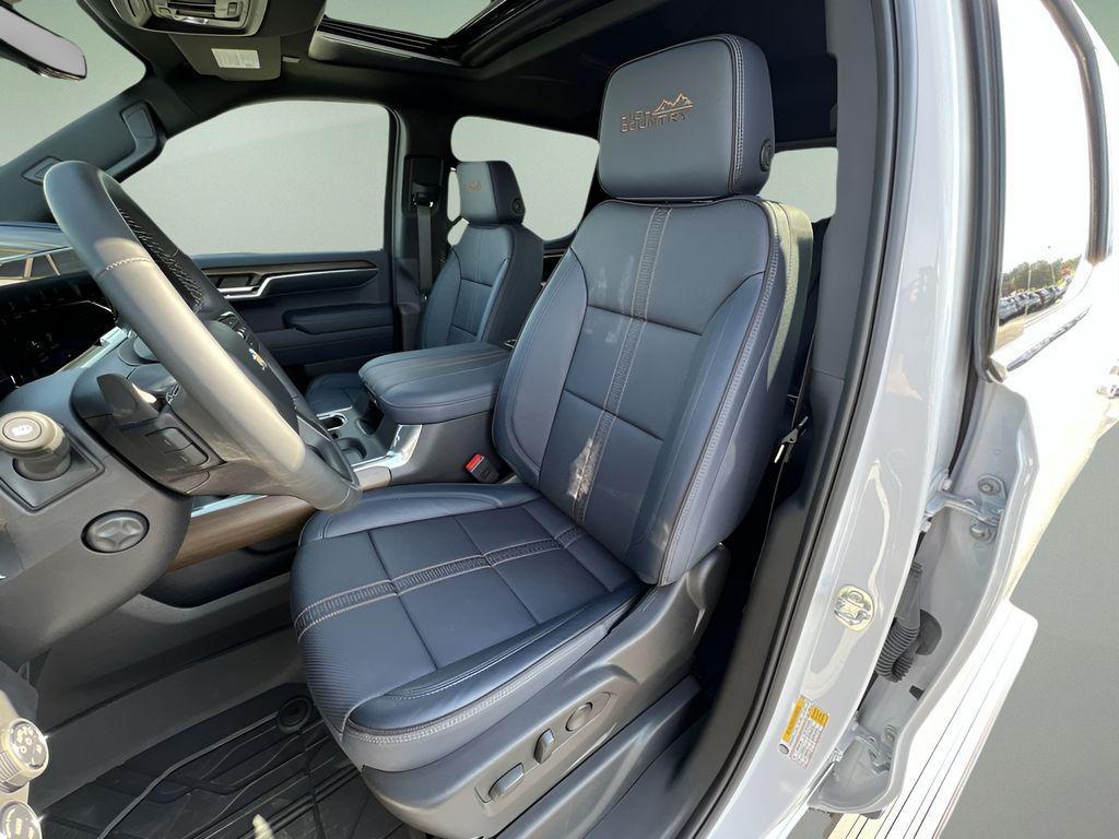 used 2024 Chevrolet Silverado 1500 car, priced at $61,995