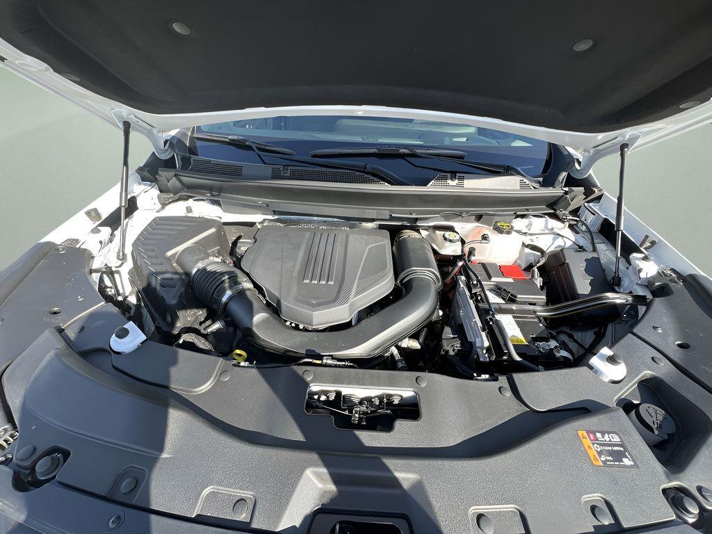 2025 Summit White Chevrolet Traverse