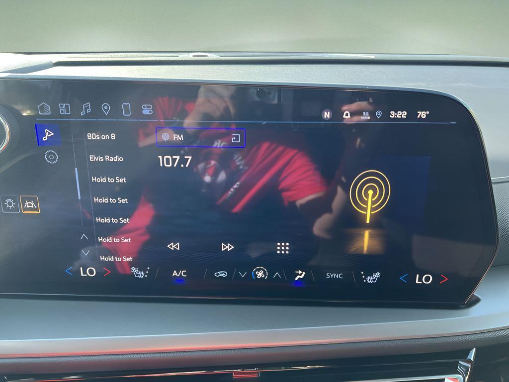 2025 Summit White Chevrolet Traverse