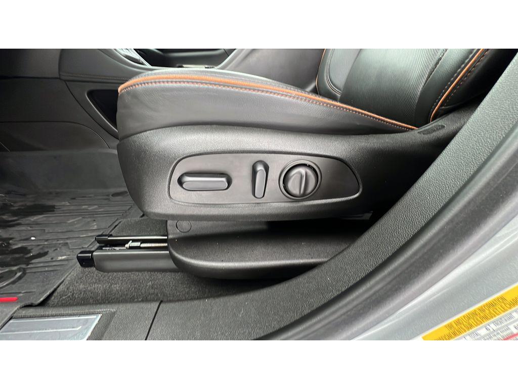 used 2023 GMC Acadia car, priced at $30,995