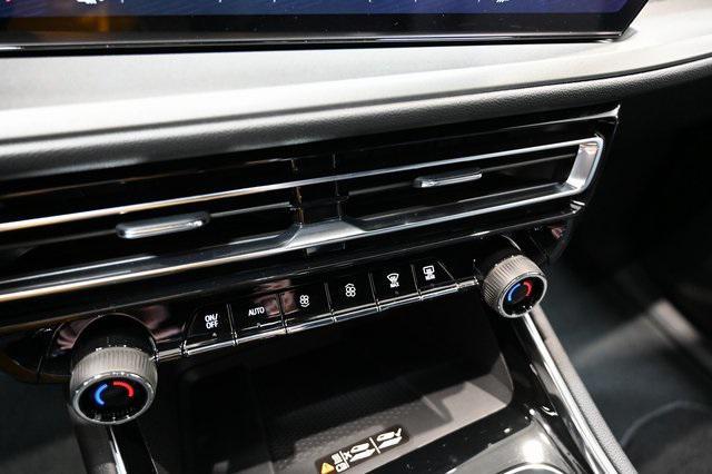 new 2026 Chevrolet Traverse car, priced at $45,985