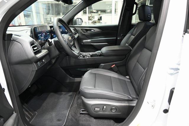new 2026 Chevrolet Traverse car, priced at $44,465