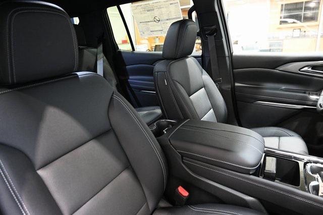 new 2026 Chevrolet Traverse car, priced at $44,465