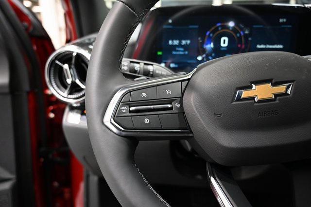 new 2026 Chevrolet Equinox car, priced at $33,405