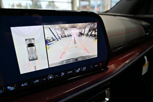 new 2026 Chevrolet Traverse car, priced at $54,720