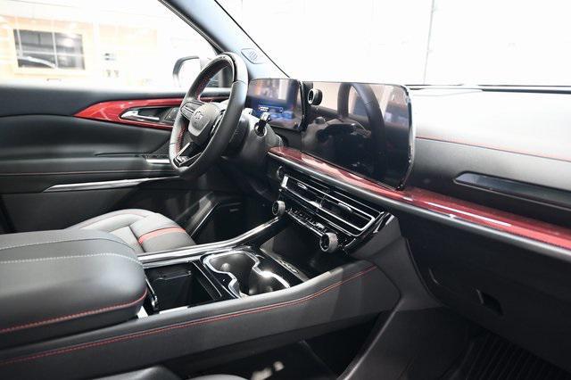 new 2026 Chevrolet Traverse car, priced at $54,720