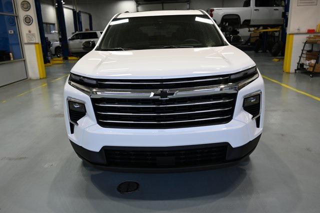 new 2026 Chevrolet Traverse car, priced at $42,140