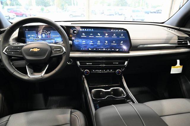 new 2026 Chevrolet Traverse car, priced at $42,140