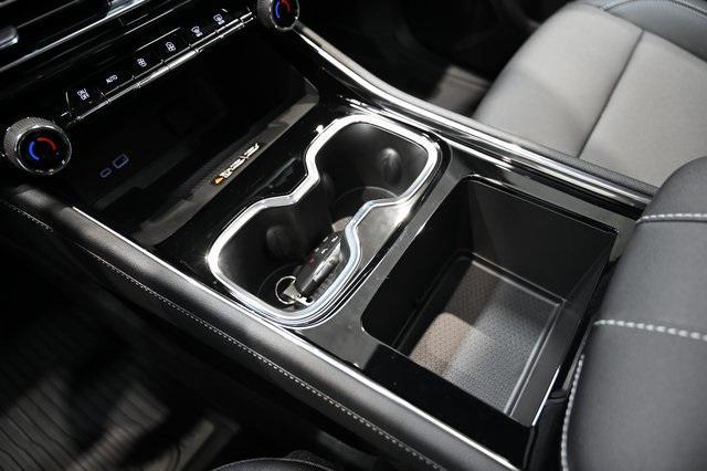 new 2026 Chevrolet Traverse car, priced at $42,140