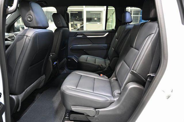 new 2026 GMC Acadia car, priced at $45,530