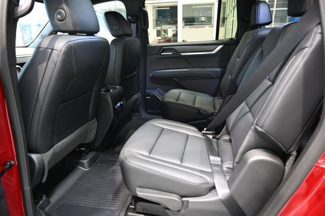 new 2026 GMC Acadia car, priced at $47,153