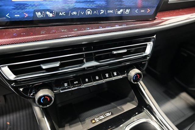 new 2026 Chevrolet Traverse car, priced at $54,220