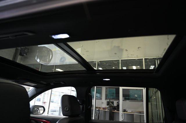 new 2026 Chevrolet Traverse car, priced at $54,220