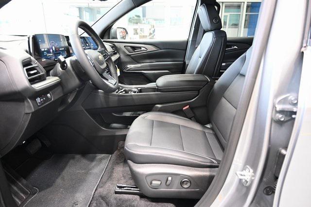 new 2026 Chevrolet Traverse car, priced at $44,990