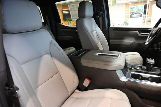 used 2022 GMC Sierra 1500 car, priced at $39,900