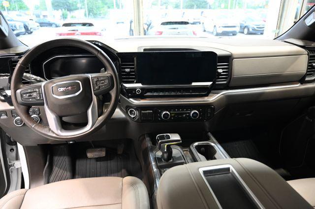 used 2022 GMC Sierra 1500 car, priced at $39,900