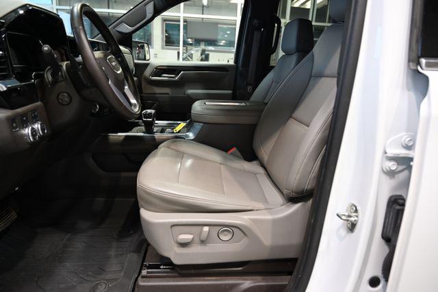 used 2022 GMC Sierra 1500 car, priced at $39,900