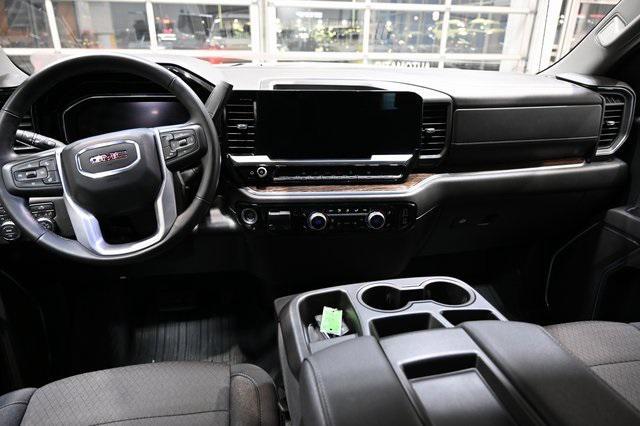 used 2024 GMC Sierra 1500 car, priced at $39,500