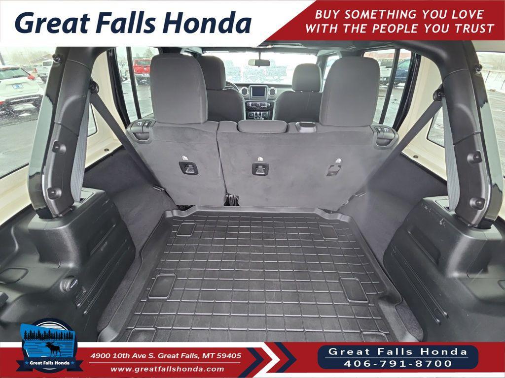 used 2021 Jeep Wrangler Unlimited car, priced at $29,250