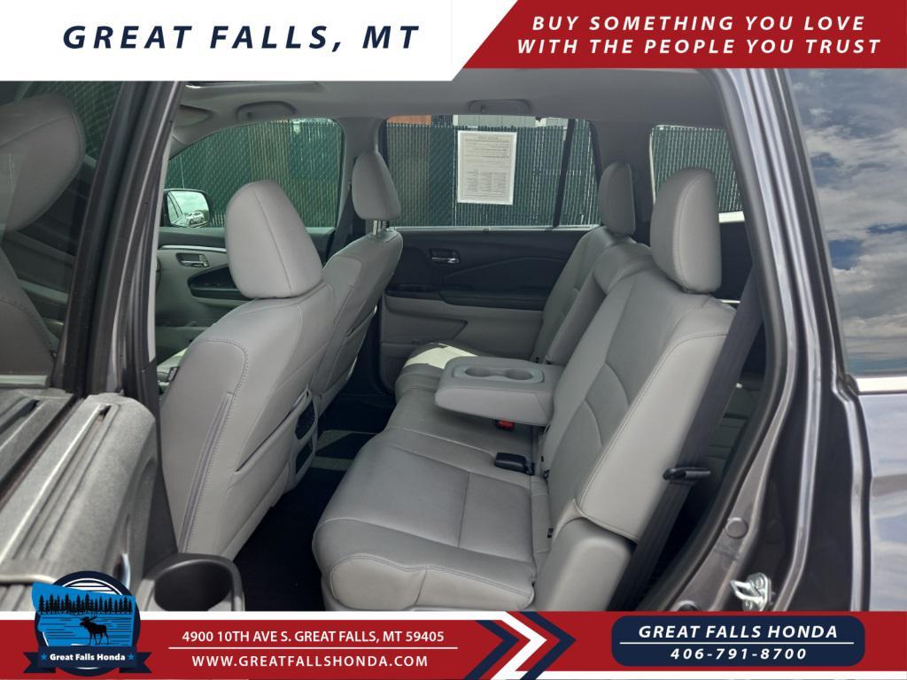 used 2022 Honda Pilot car, priced at $34,850