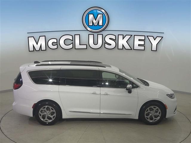 used 2023 Chrysler Pacifica car, priced at $29,989