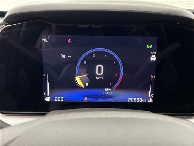 used 2025 Chevrolet Trax car, priced at $22,989