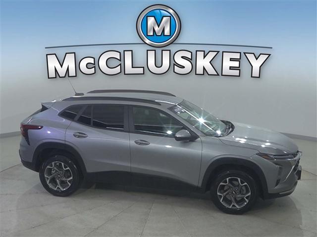 used 2025 Chevrolet Trax car, priced at $22,989