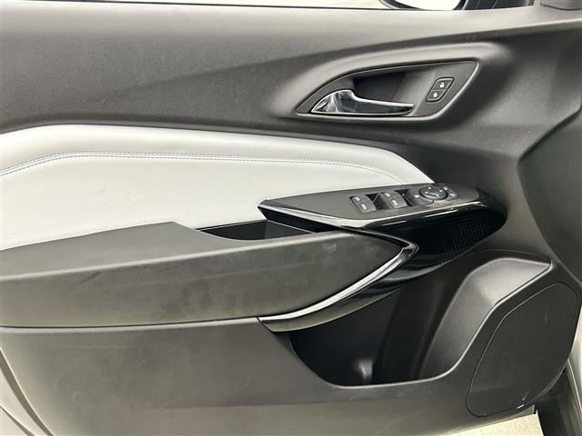 used 2025 Chevrolet Trax car, priced at $22,989